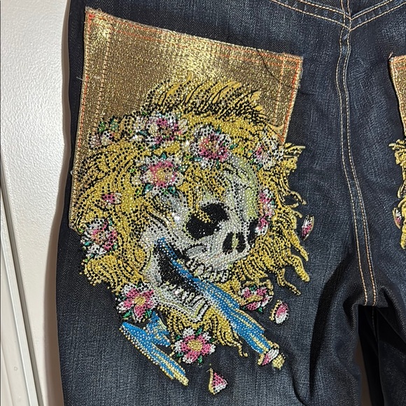 Ed Hardy Men's Black Denim Shorts - Picture 3 of 7
